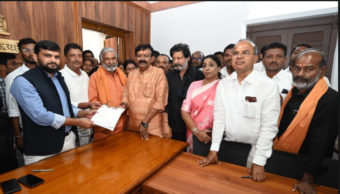 "DSCలో నిజాలు బయటపడాలి".. CBI విచారణ కోరుతూ వైసీపీ వినతిపత్రం!